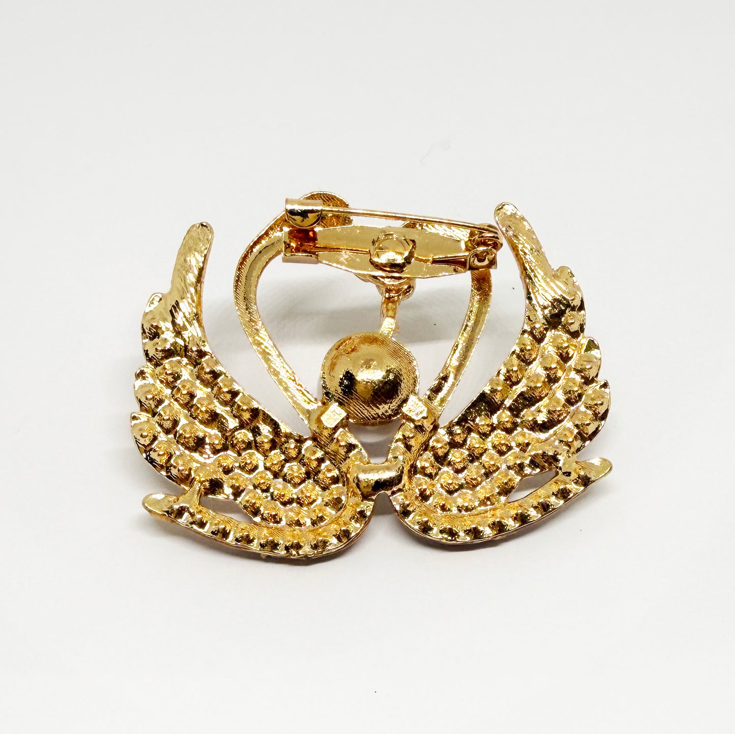 Swan Couple Brooch in Gold