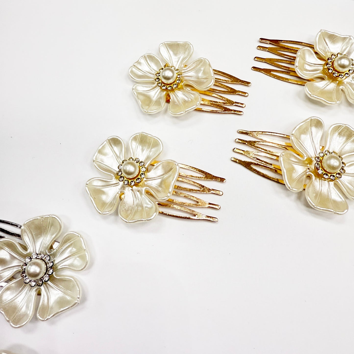 Comb Hair Pins - PEARLY FLOWERS