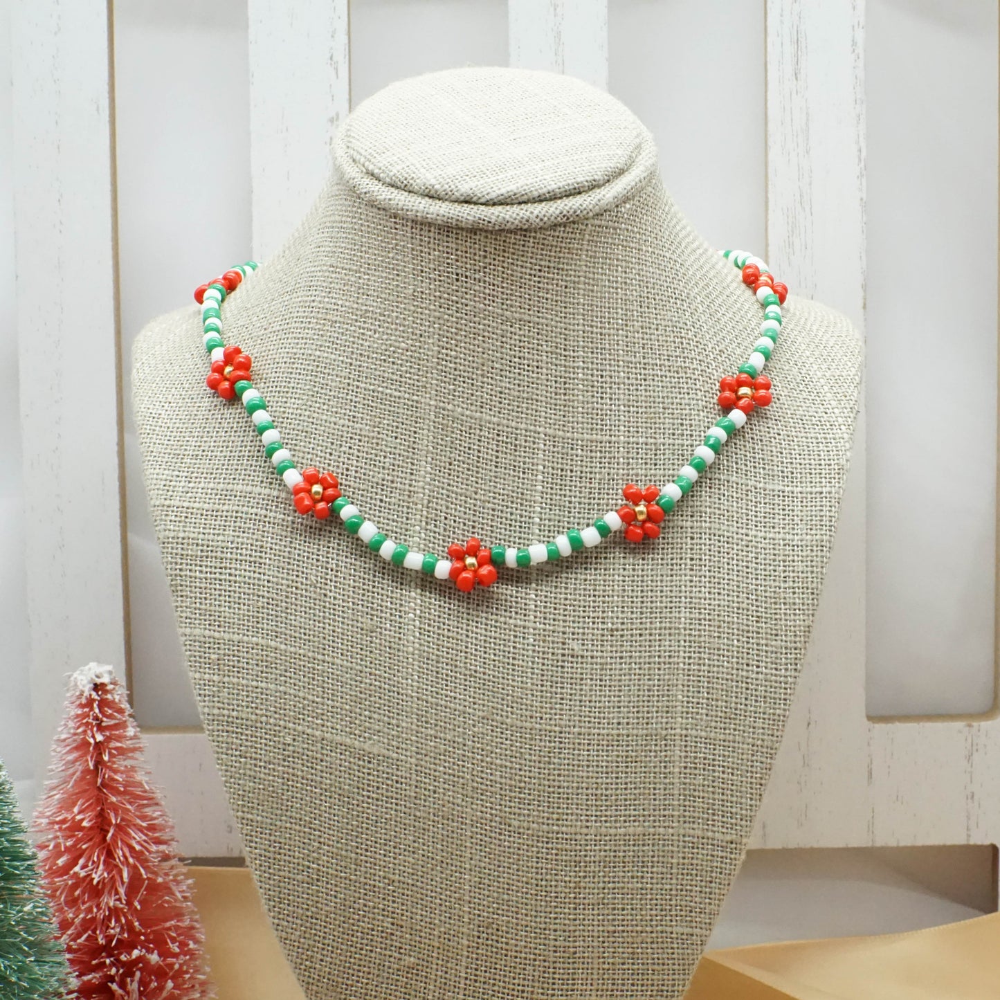 Holiday Flower Necklace - XMAS BOUQUET