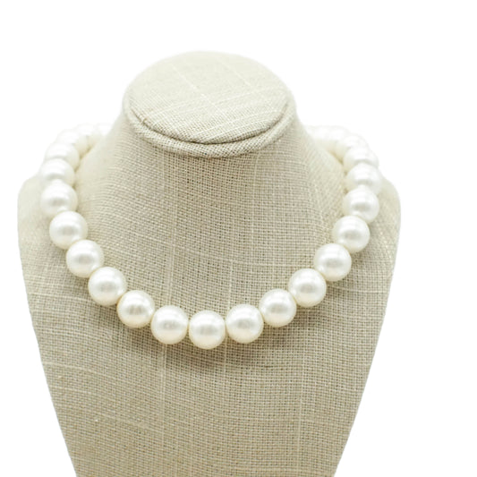Jumbo Pearl Necklace - THE MUST PEARL NECKLACE