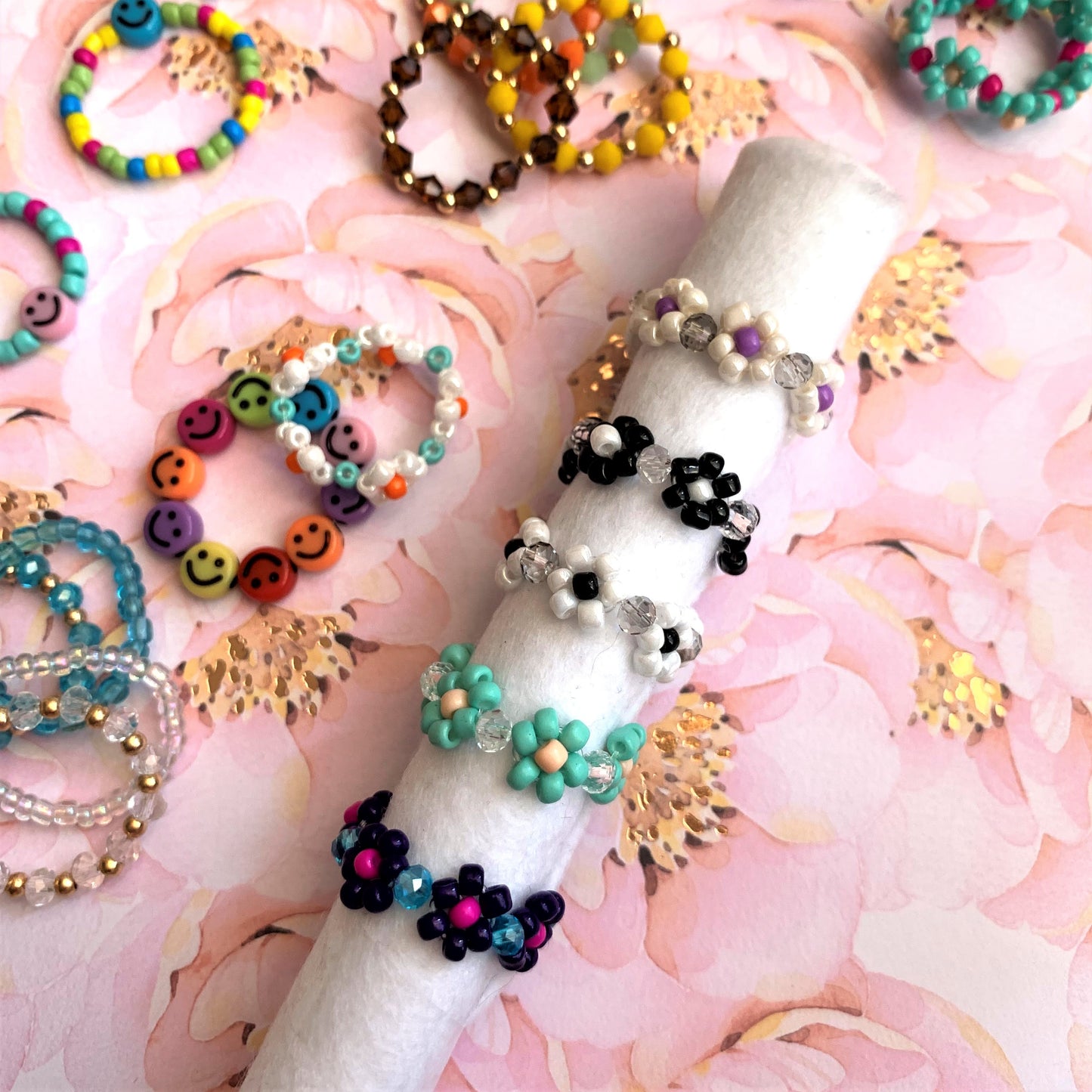 Crystal & Flower Beaded Rings - YOU MAKE ME DAISY