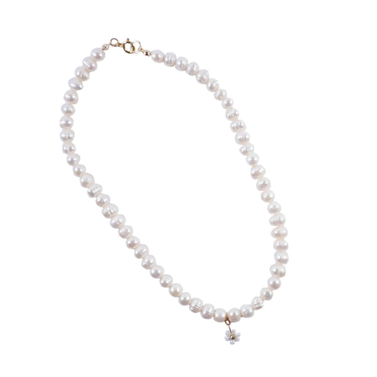 Pearl Necklace with Daisy Charm - DAISY WHITE