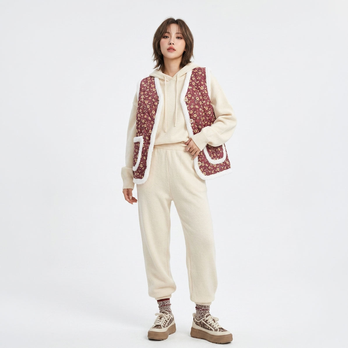 Korean K-Idol Trendy Kimjang Vest Quilted Floral Print
