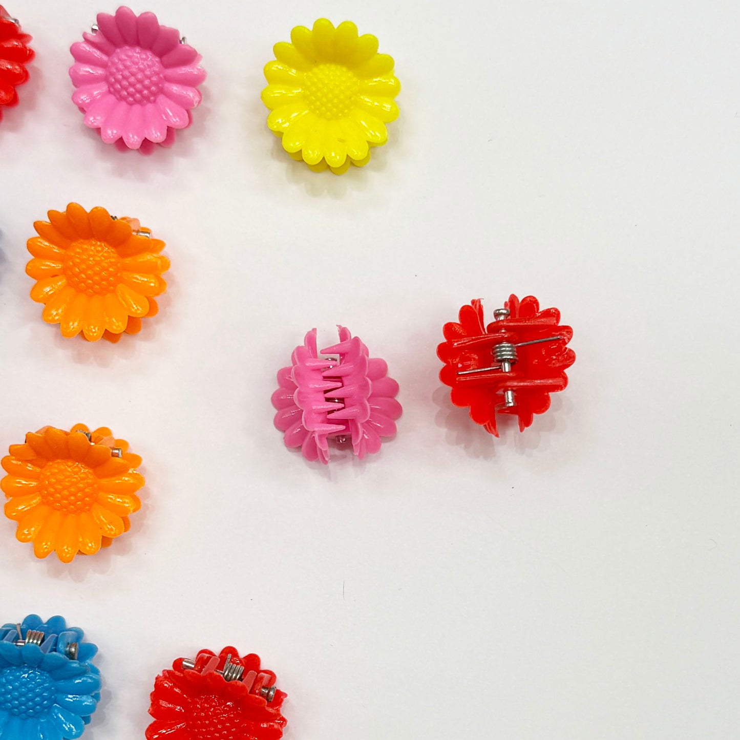 Mini Colorful Flower Claw Clips - Set of 24