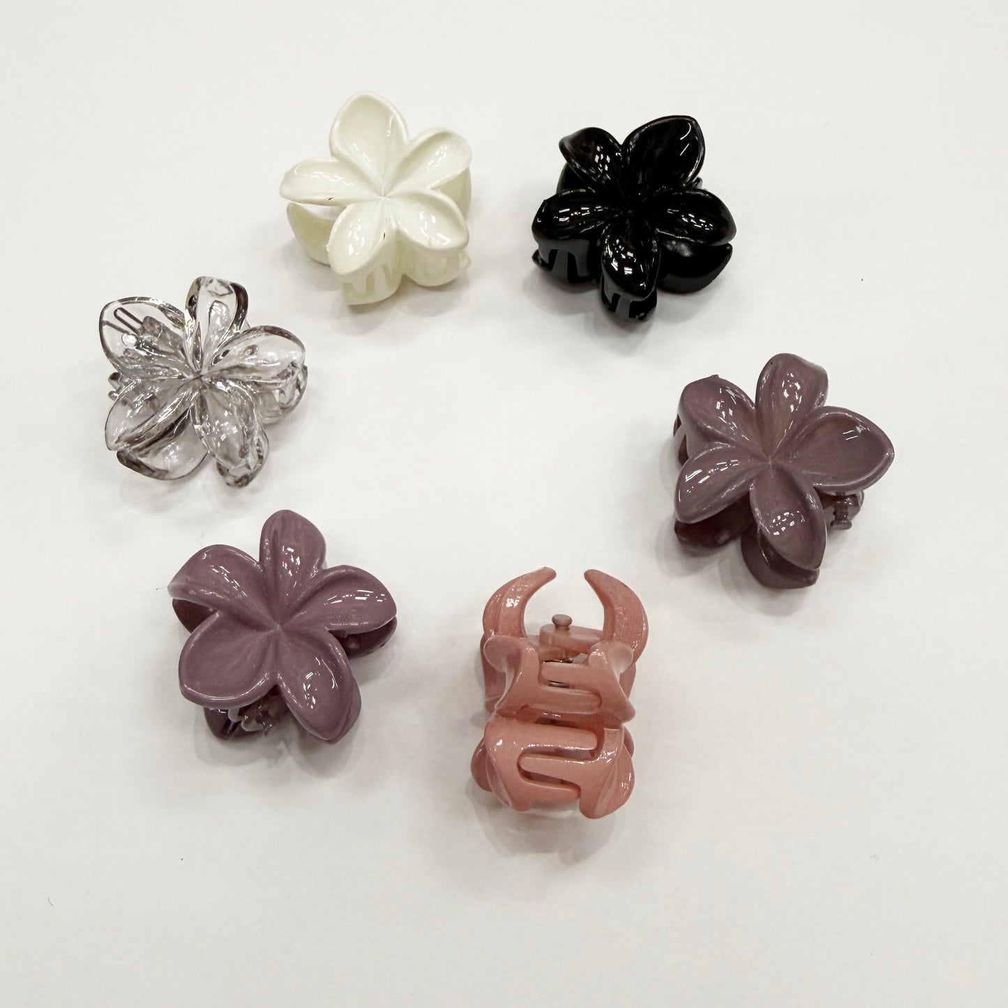 Small Hawaii Flower Claw Clips - Set of 6