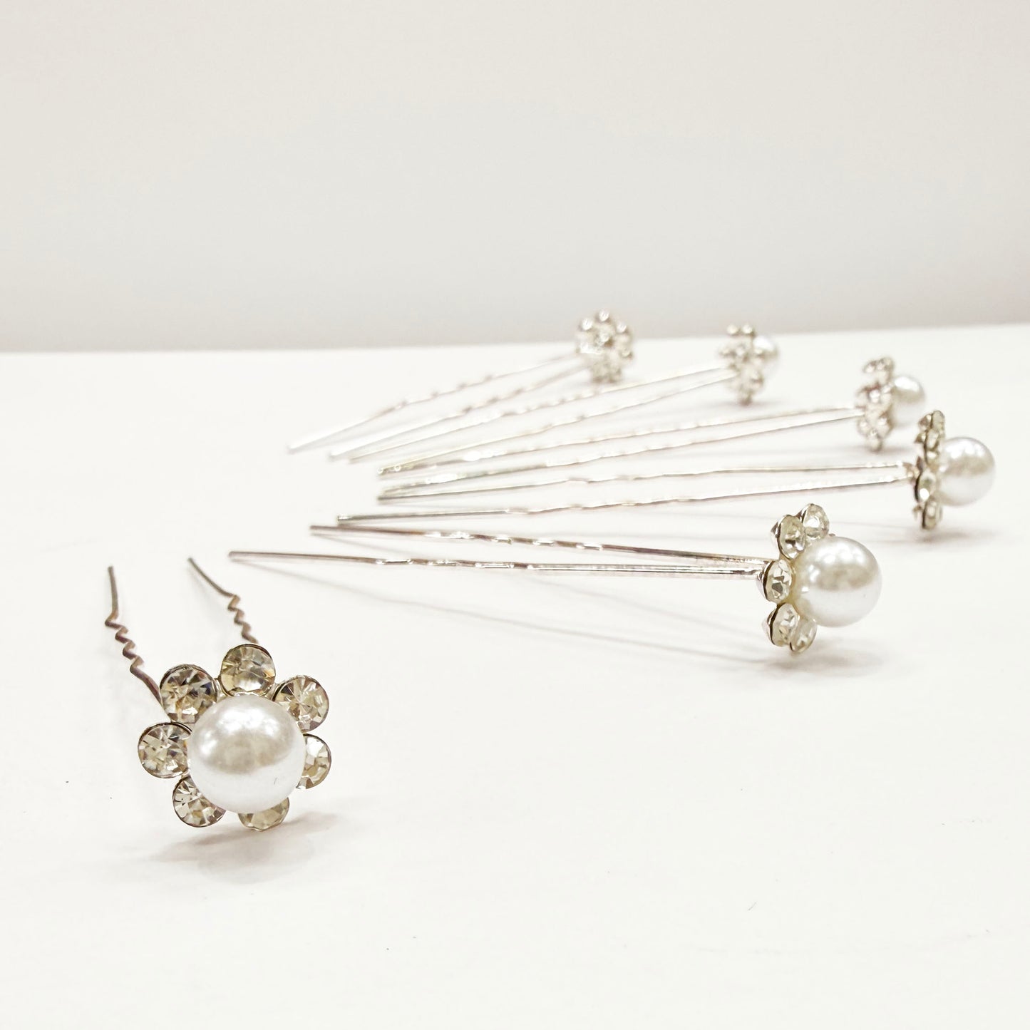 Set of 6 Decorative Flower Hair Pins with Pearl and Stones