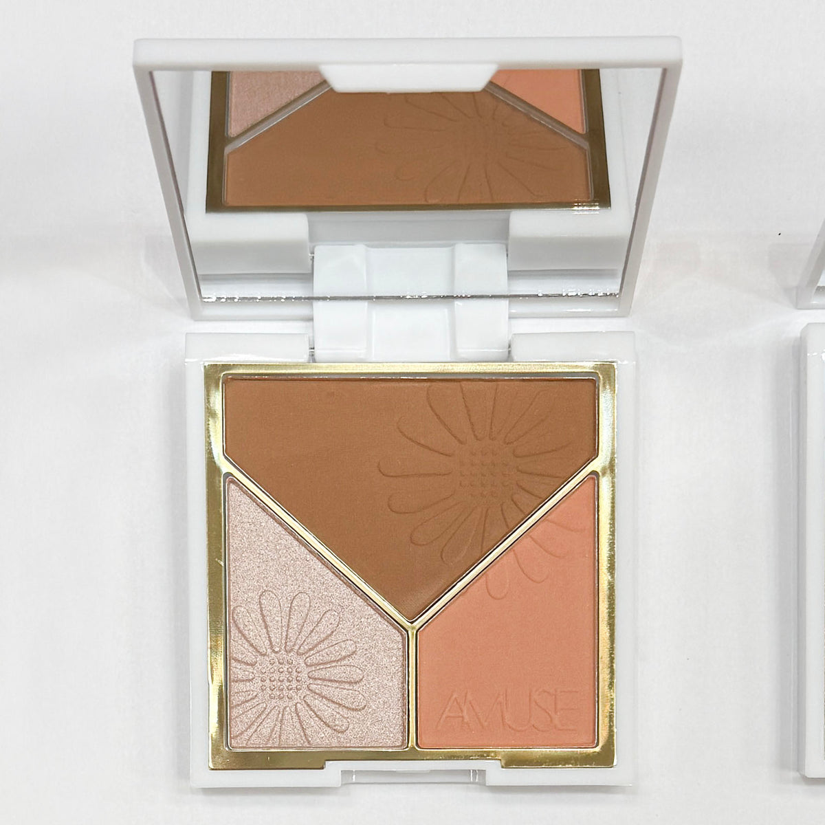 Blush Bronzer Highlighter Triad Palette